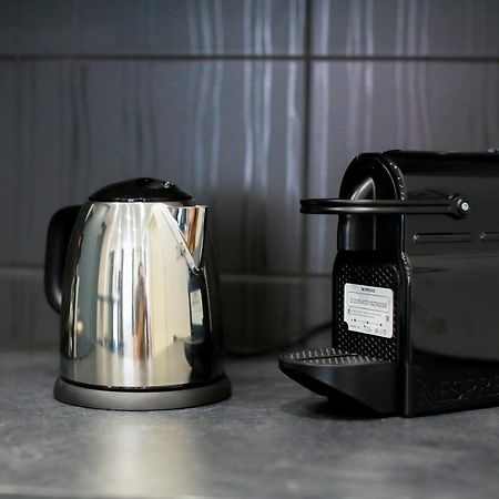 Апартаменты Le Retro, T2 Hypercentre Chic Et Cosy, Wifi Par Sovalfi Сент-Этьен Экстерьер фото